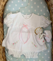 Will'beth 3 piece white and pink set newborn