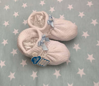 Will'beth knit booties